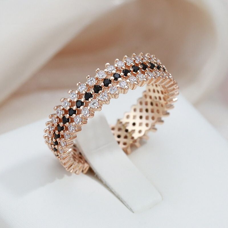Anel Ouro Rosa Delicado Bold