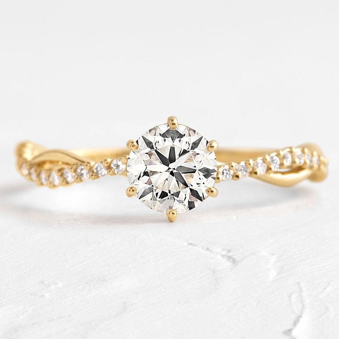 Anel de Noivado Trançado Banhado em Ouro 18k