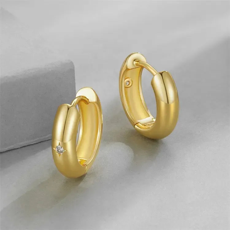 Brinco Argola com Pedra Zircônia Banhado a Ouro 18k