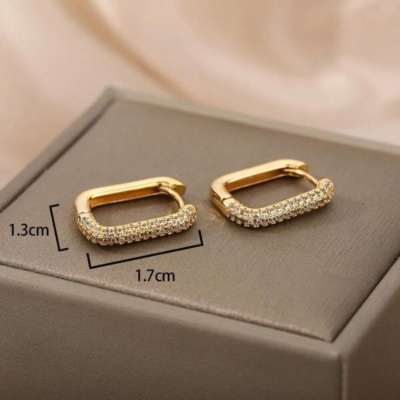 Brinco Argola Com Zircônias Cravejadas Banhado a Ouro 18k