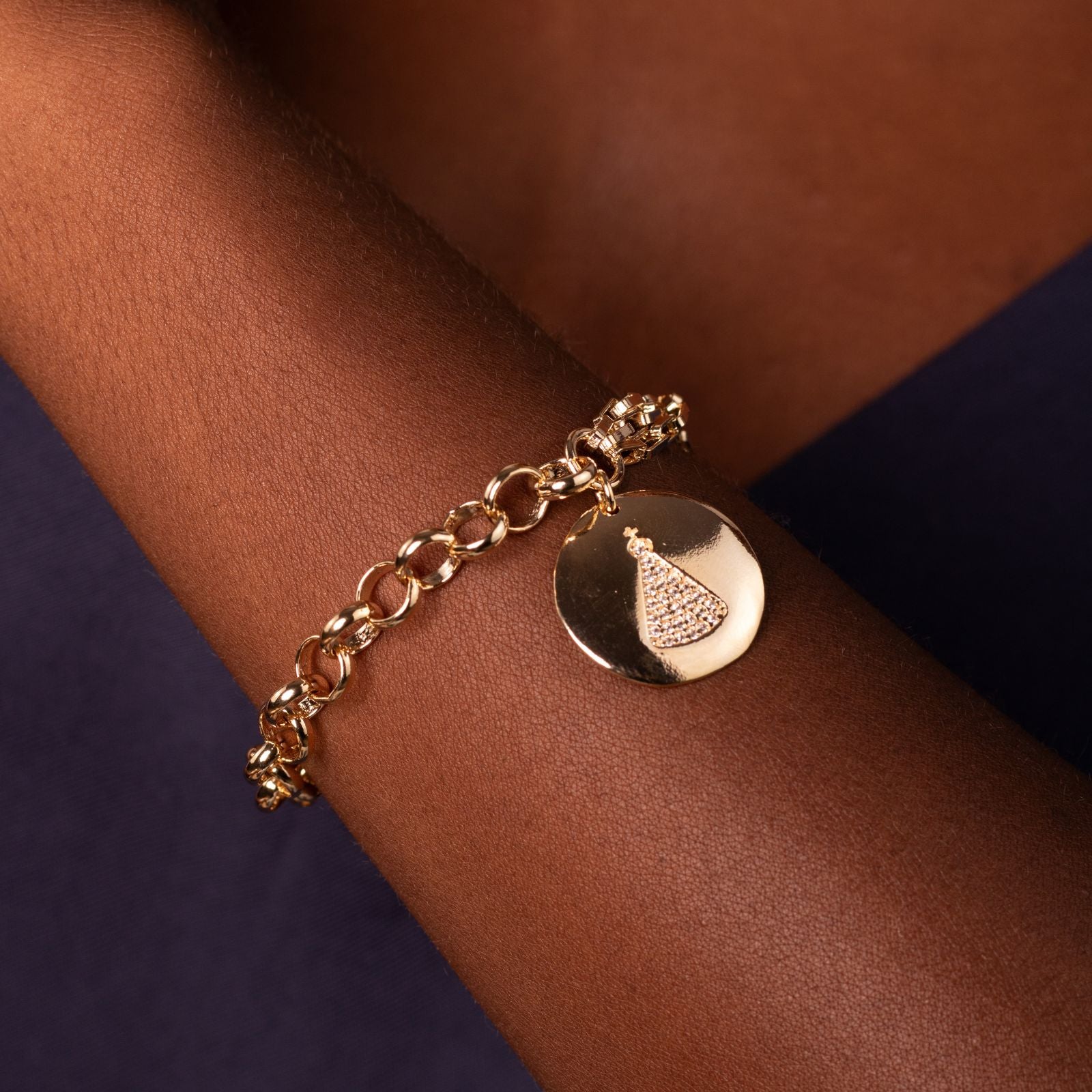 Pulseira Medalha Religiosa com Zircônias Banhada a Ouro 18k