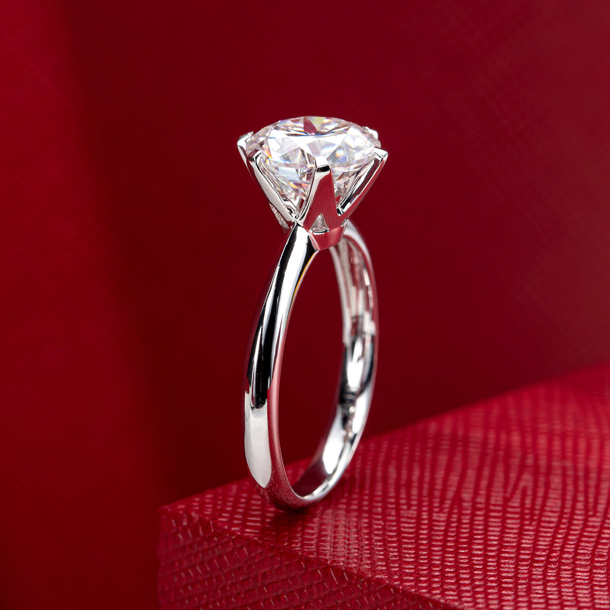 Anel Solitário em Prata 925 Moissanite Brilhante