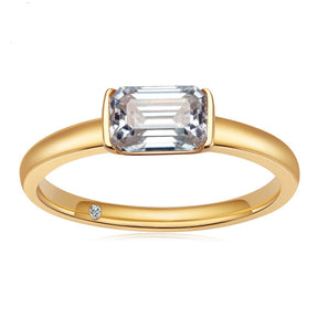 Anel Moissanite Esmeralda Gold